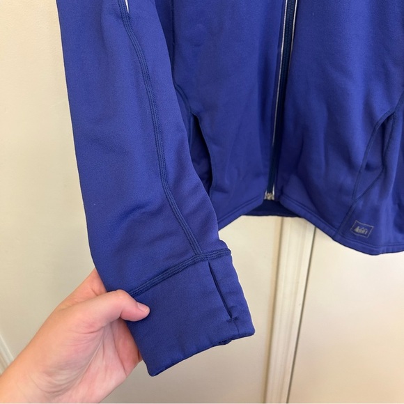 REI Purple Zip Up Hoodie Women’s XL - Soft Interior, Thumb Holes, Stretch Fabric - Picture 5 of 11
